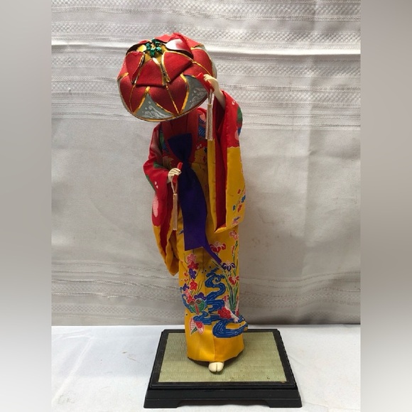 Vintage Japanese Ryukyu Doll Kimono Geisha Okinawa Maiko Traditional Folk Art - Picture 5 of 5